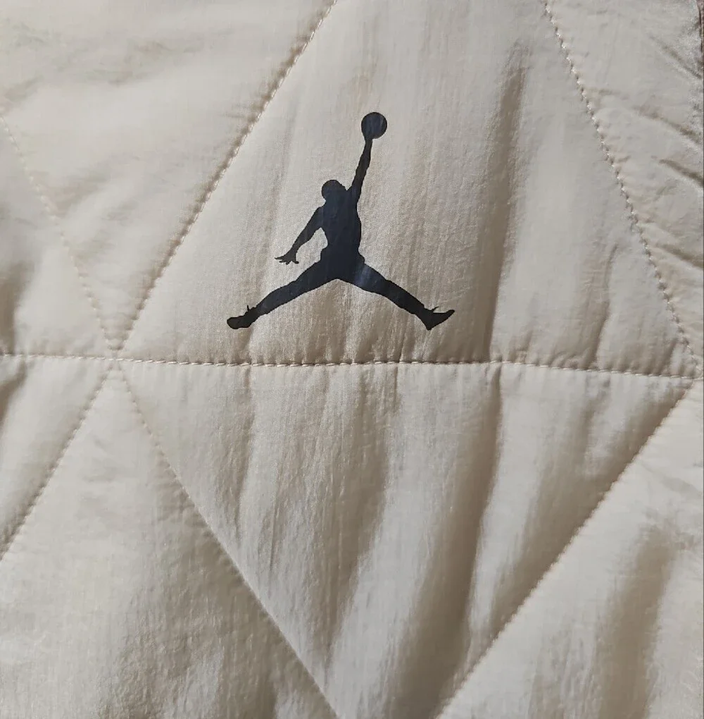 Jordan sleeveless quilted